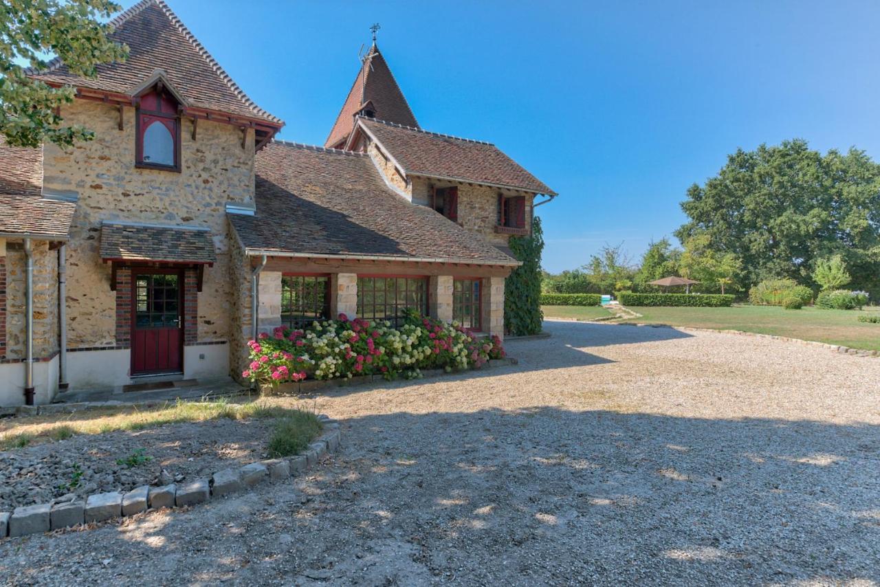 Manoir De La Comtesse Apartment Chailly-en-Biere Екстериор снимка