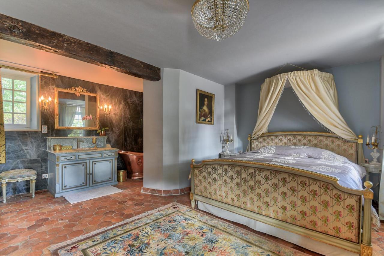 Manoir De La Comtesse Apartment Chailly-en-Biere Екстериор снимка