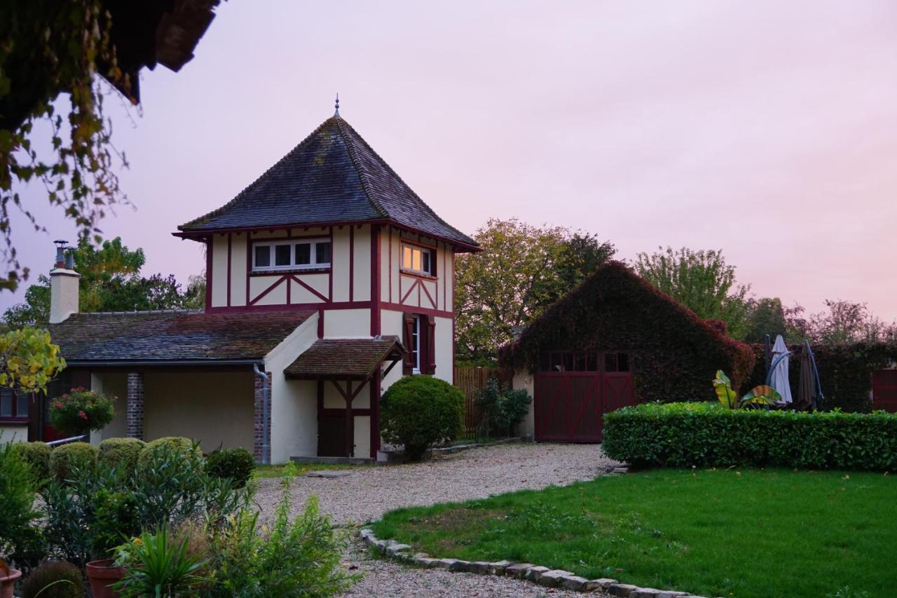 Manoir De La Comtesse Apartment Chailly-en-Biere Екстериор снимка