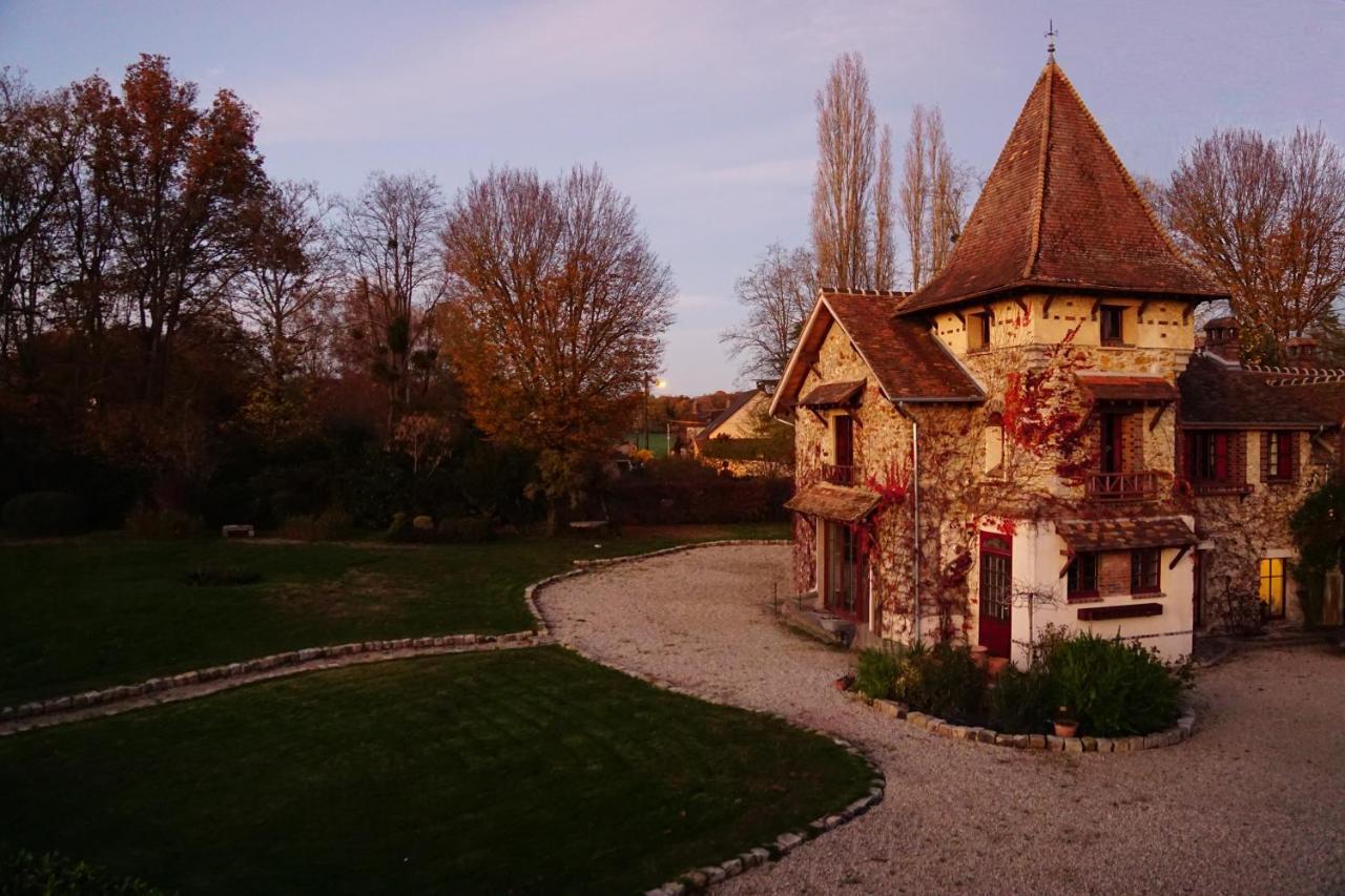 Manoir De La Comtesse Apartment Chailly-en-Biere Екстериор снимка