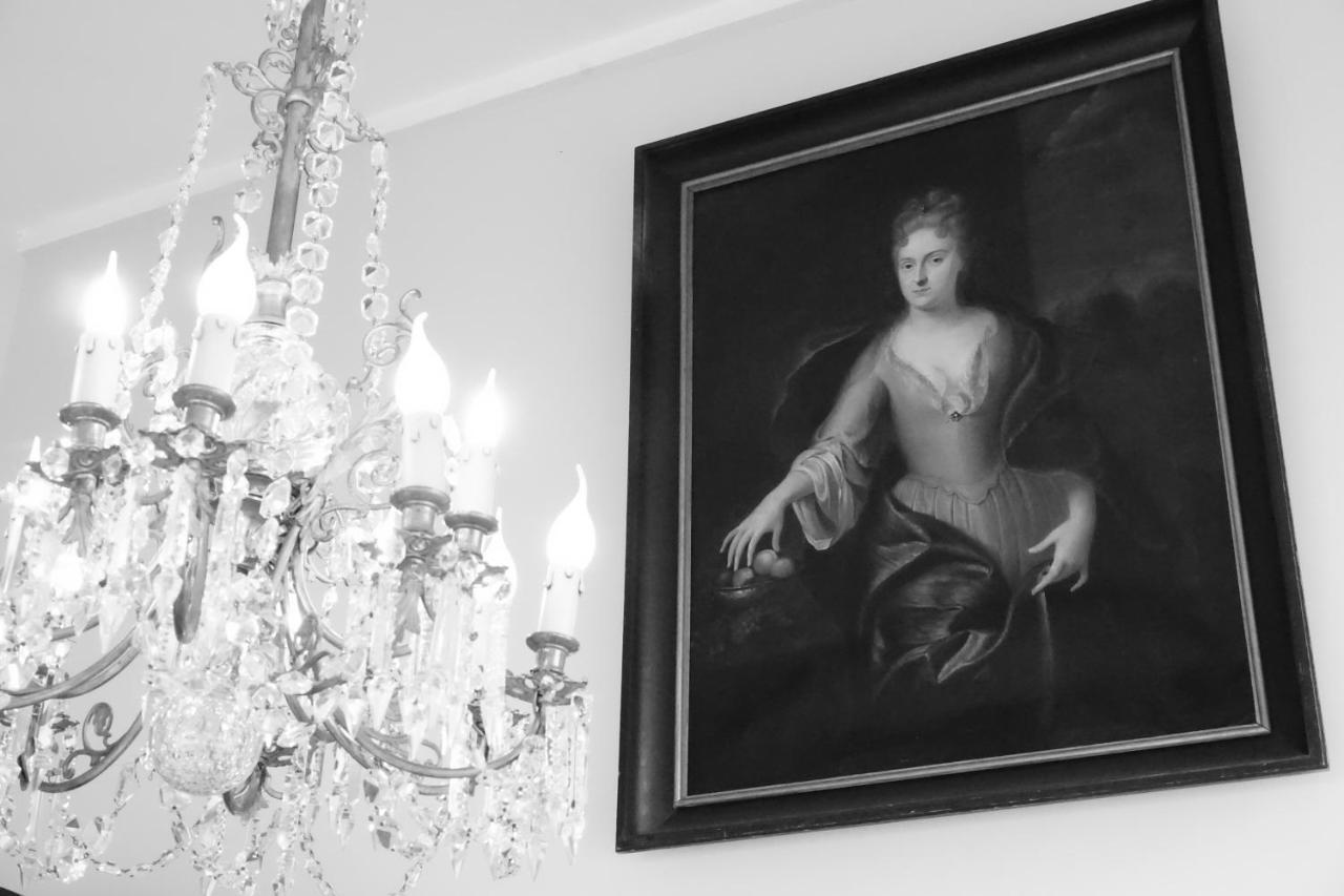 Manoir De La Comtesse Apartment Chailly-en-Biere Екстериор снимка