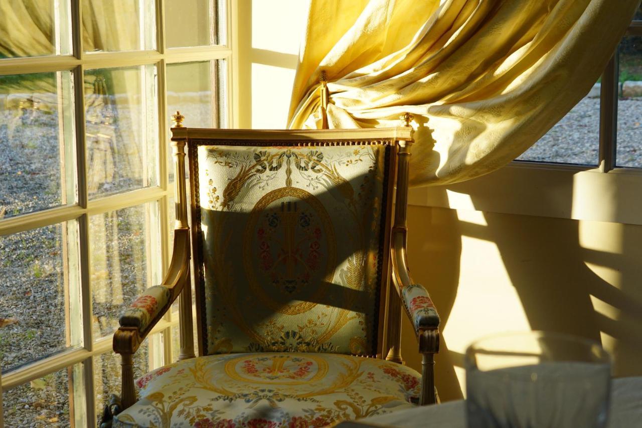 Manoir De La Comtesse Apartment Chailly-en-Biere Екстериор снимка